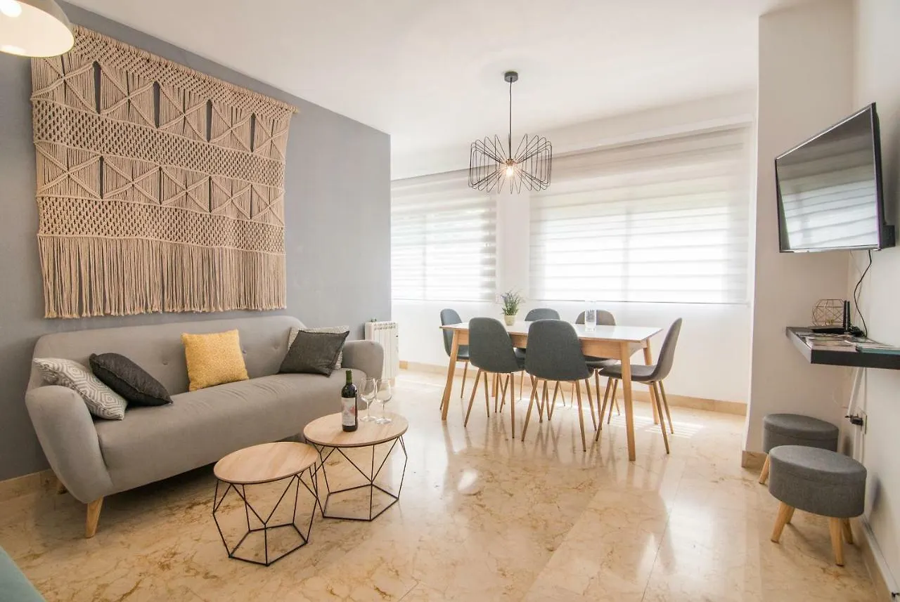 Lobos Apartment Granada